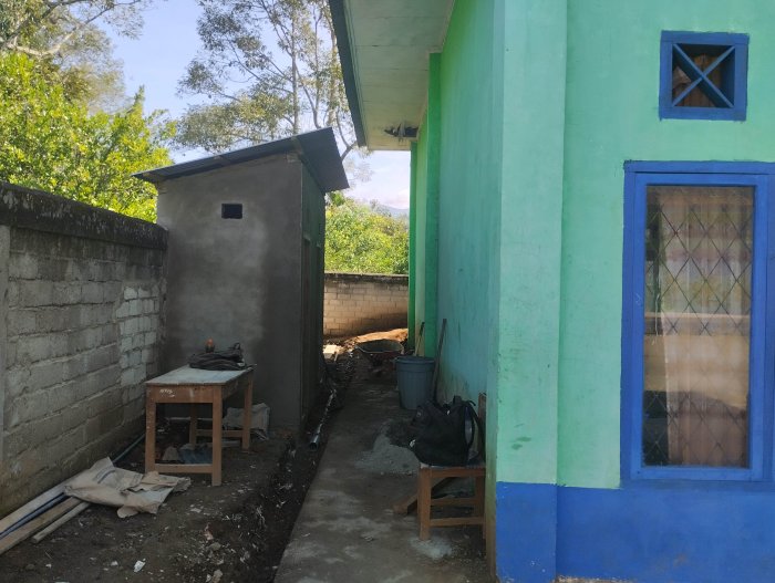 MTsN 5 Kerinci Berbenah: Agenda Pertama Bapak Dafri Hayani Fokus pada Perbaikan Sanitasi Siswa