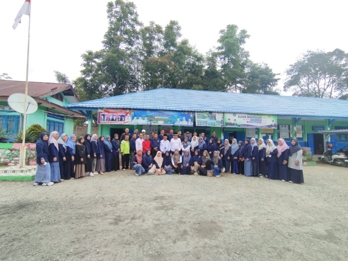 MTsN 5 Kerinci Sambut Hangat Kedatangan Kepala Madrasah Baru, Bapak Dafri Hayani, S.Pd., M.Pd.