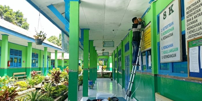 Upaya Preventif Keamanan, MTsN 5 Kerinci Lakukan Pemasangan Kamera CCTV
