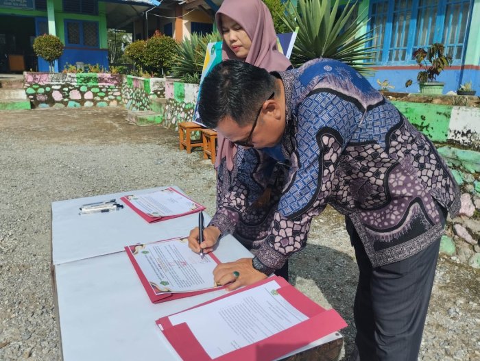 MTsN 5 Kerinci Resmi Canangkan Pembangunan Zona Integritas Menuju WBK dan WBBM