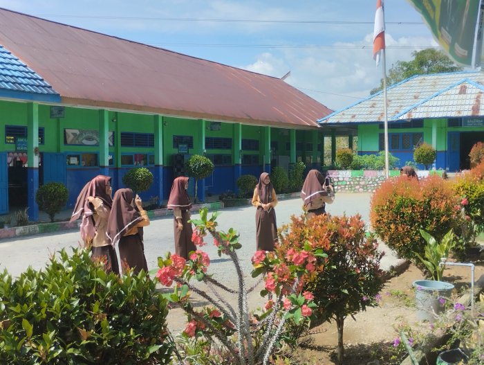 Puasa Bukan Halangan, Siswa MTsN 5 Kerinci Asah Kemampuan Digital Lewat Konten Video Kreatif