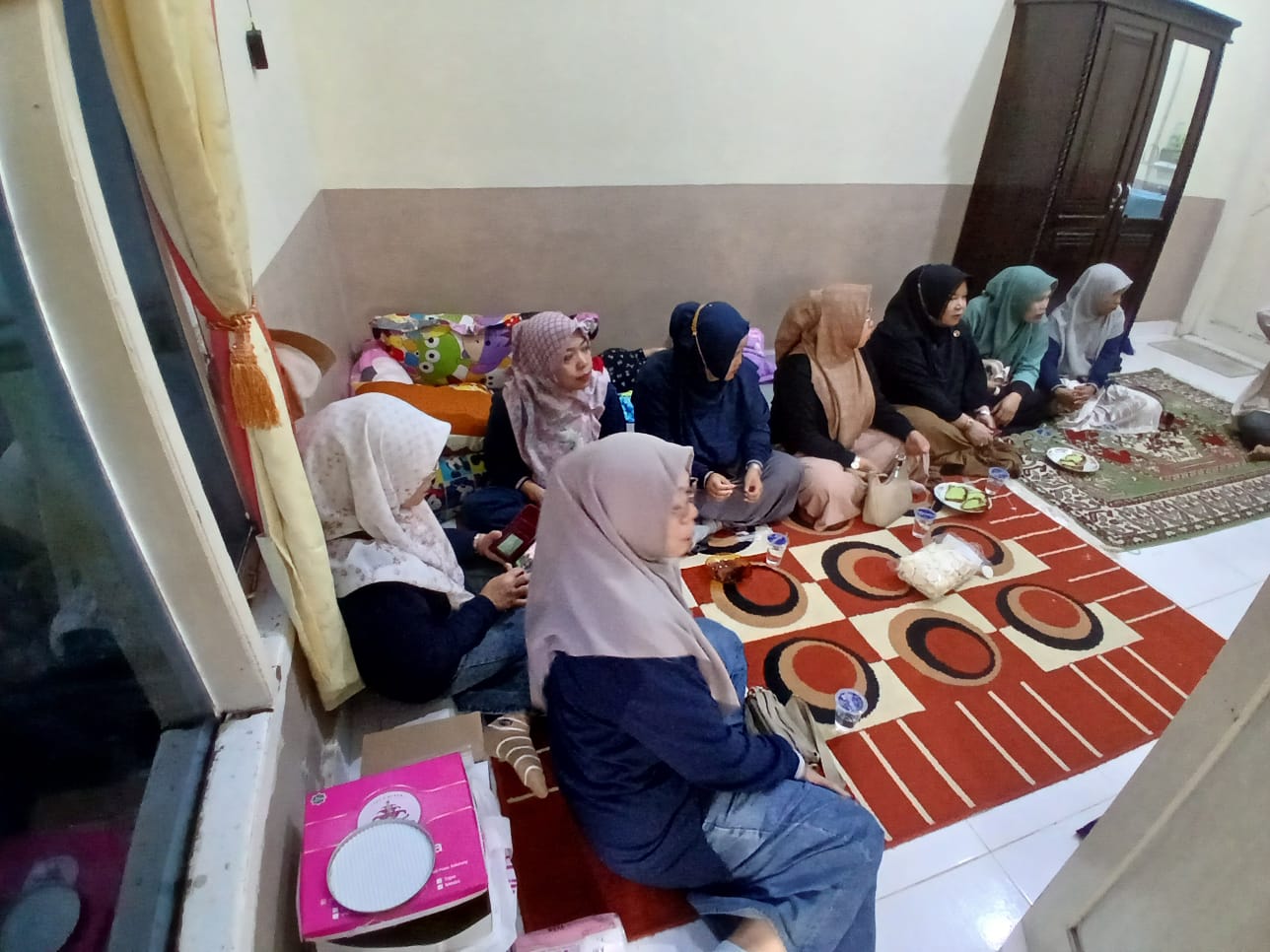 MTsN 5 Kerinci Tunjukkan Kepedulian, Jenguk Orang Tua Buya Melva di Rumah Sakit