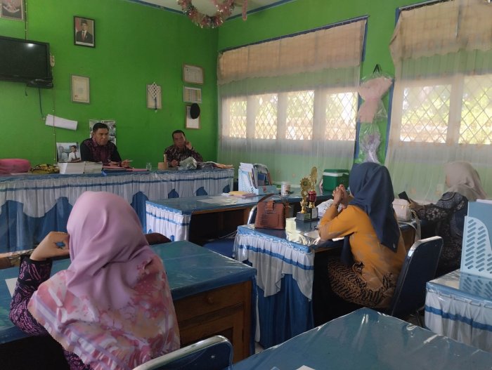 Matangkan Persiapan Perpisahan, MTsN 5 Kerinci Gelar Rapat Koordinasi Waka dan Wali Kelas IX