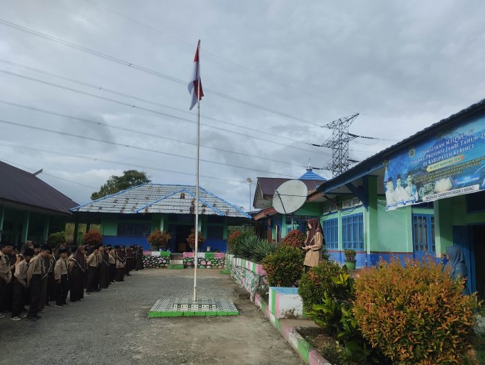 Penampilan Inspiratif Siti Sahira Layale dalam Berbahasa Inggris,  Speech tentang Important of Education
