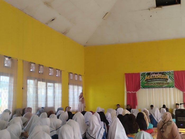 Penuh Berkah, MTsN 5 Kerinci Gelar Yasinan Perdana Tahun Ajaran Baru Sekaligus Pelepasan Jemaah Umrah Penuh Berkah, MTsN 5 Kerinci Gelar Yasinan Perdana Tahun Ajaran Baru Sekaligus Pelepasan Jemaah Umrah