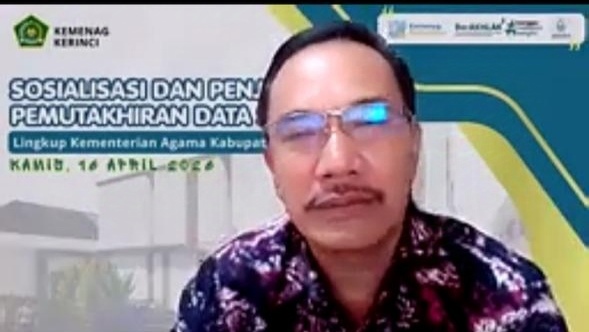 Tingkatkan Akurasi Data Kepegawaian, ASN MTsN 5 Kerinci Ikuti Sosialisasi Pemutakhiran Data SIASN