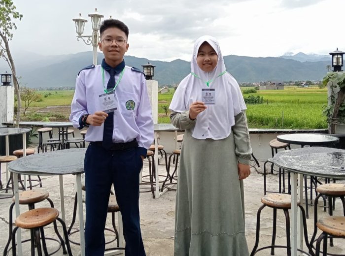 Dua Siswa MTsN 5 Kerinci Tampil Memukau dalam Lomba Speech Anti-Bullying di ajang bergengsi Oyisi Excellent Competition