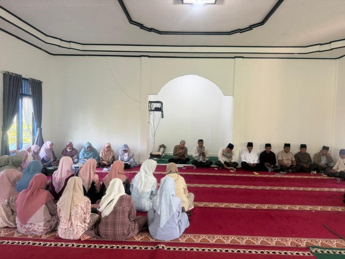 Tumbuhkan Jiwa Nasionalisme dan Cinta Rasul, MTsN 5 Kerinci Gelar Gema Sholawat Kebangsaan & Ngaji Sirah Nasional 1448 H Tumbuhkan Jiwa Nasionalisme dan Cinta Rasul, MTsN 5 Kerinci Gelar Gema Sholawat Kebangsaan & Ngaji Sirah Nasional 1448 H