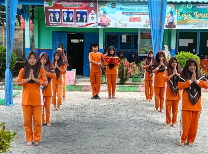 Siswa Terbaik MTsN 5 Kerinci All-Out dalam Gladi Bersih Pembukaan PENSI Perdana